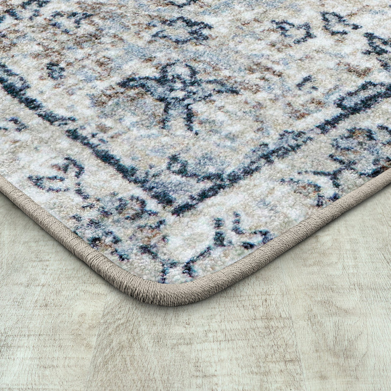 Tapis de couloir de couleur grès canyon 2 pi 1 po x 7 pi 8 po Canyon, Rectangle 7 pi 8 po x 10 pi 9 po