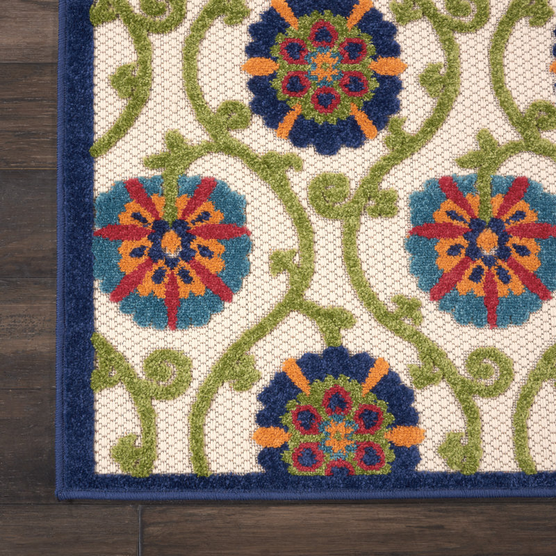 Eaglin Floral Indoor / Outdoor Rug, Rectangle 2'8" x 4'