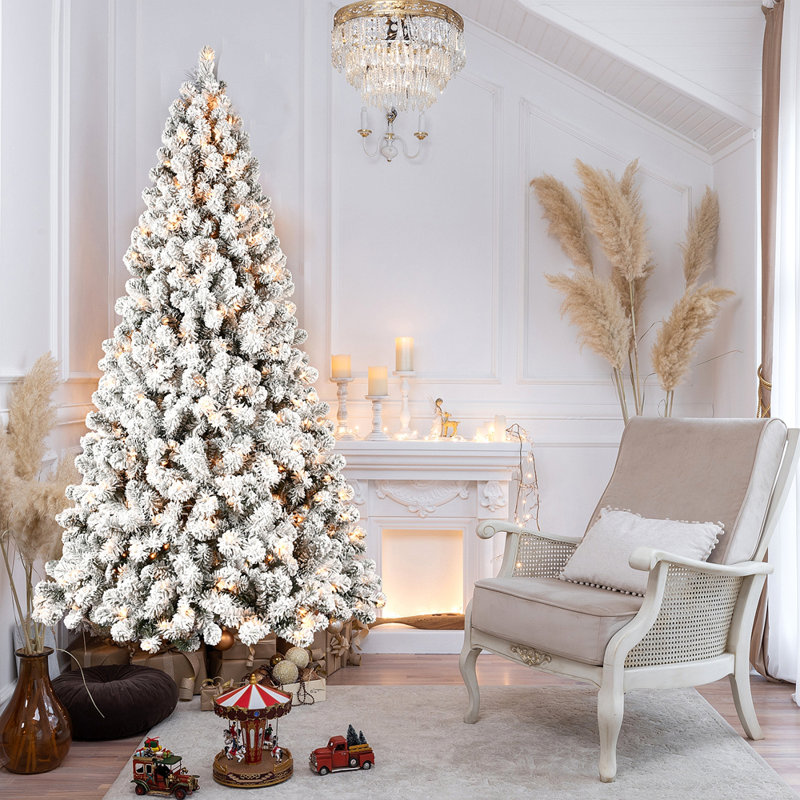 Arbre de Noël enneigé 9 pi avec 650 lumières UL blanc chaud, embouts en PVC de 1930, fil à mémoire dépliable, assemblage facile et support en métal stable - décor des Fêtes enneigé
