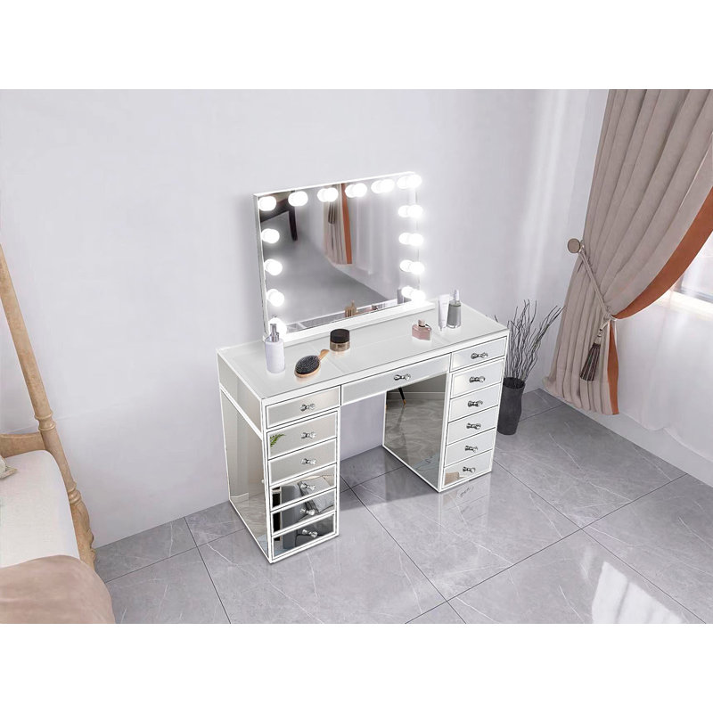 Magon Vanity, Black, 27" x 31.5"