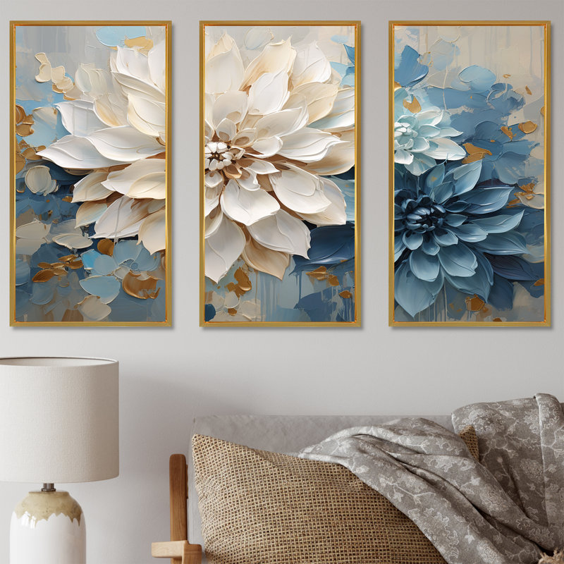Ensemble de reproductions d'art murales blanches et bleues - Dahlia, Cadre flottant doré, H 32 po x l 48 po x P 1 po
