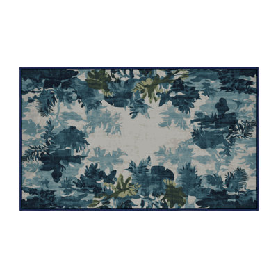 Tapis gris soyeux et moelleux