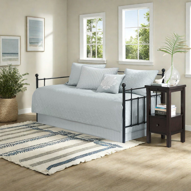 Comfortable 6-piece Bedding Sets, Cotton Material, Reversible Design For Modern Home
