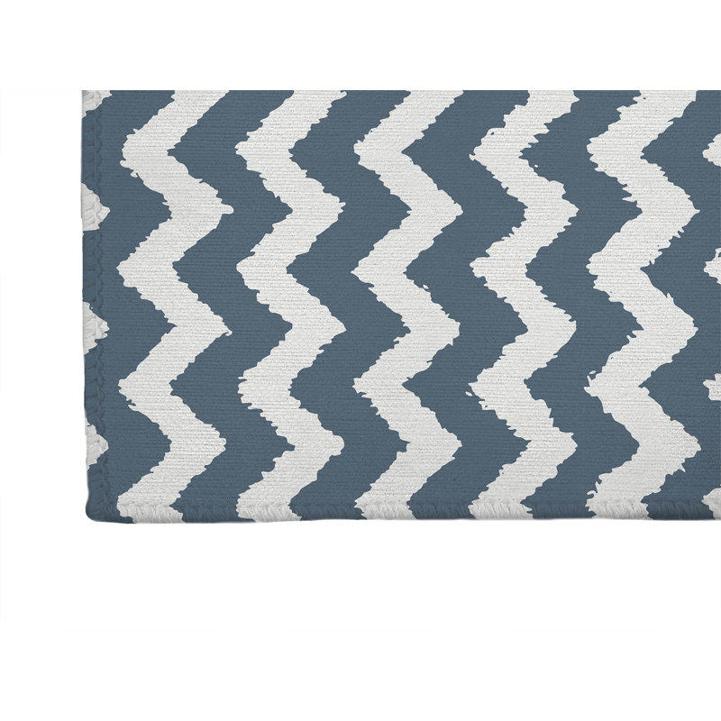 Chevy Tribal Non-Slip Outdoor Rug, Runner 2'6" x 8'