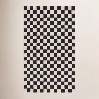Freesia Area Rug In Black/Beige