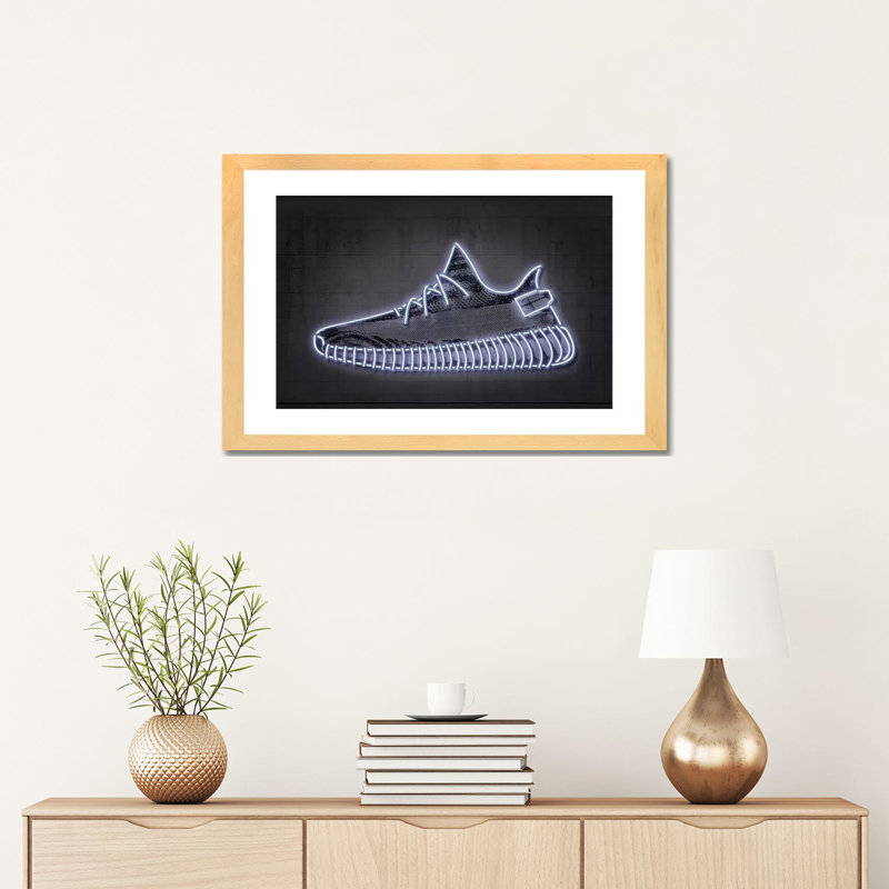 « Sneaker Y » par octave Mielu-impression d’art graphique, Blanc, H 16 po x l 24 po x P 1 po, Papier bois naturel