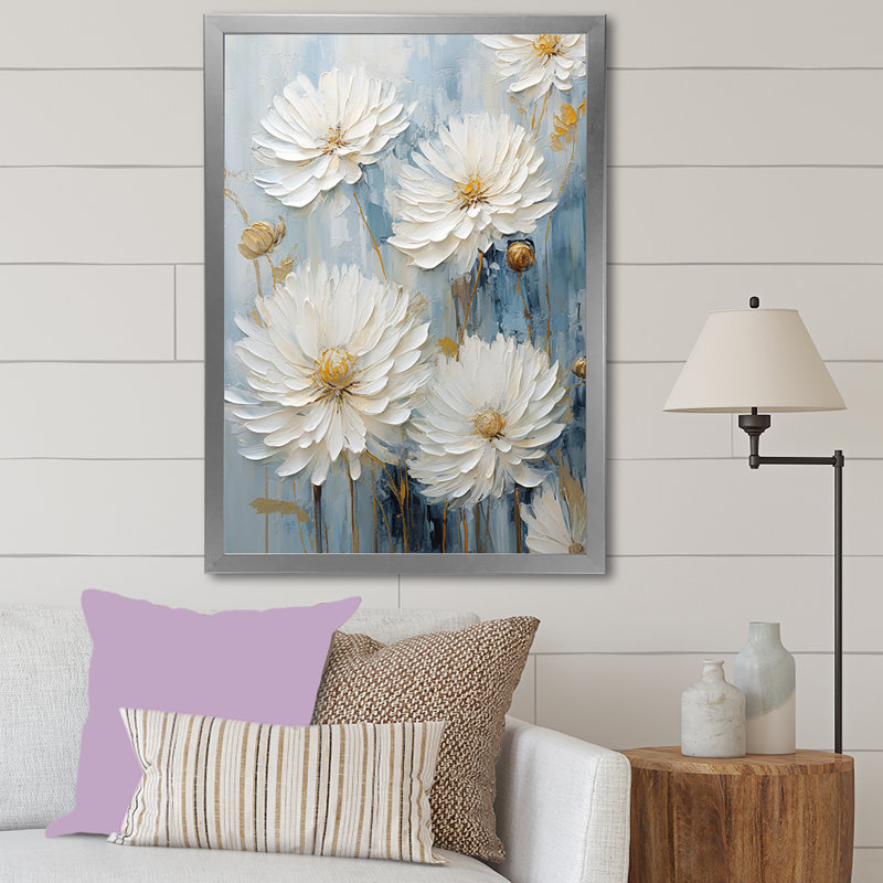 «White and Blue Chrysanthemums III» sur impression sur toile, H 44 po x l 34 po x P 1,5 po, Cadre simple argenté