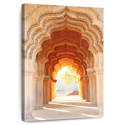 Lilie Lotus Mahal Arches