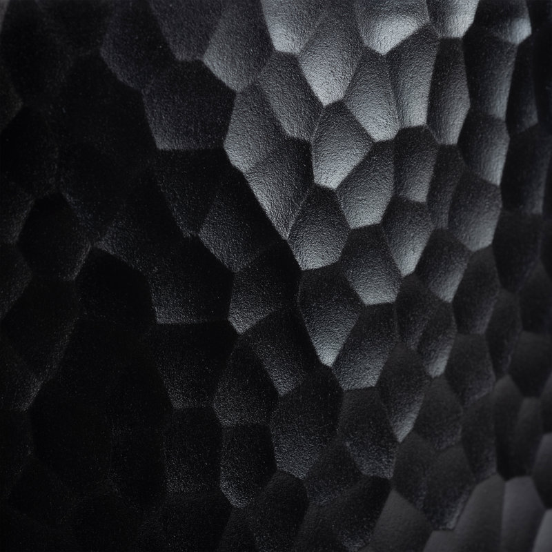 Corbeille Dajai, Noir