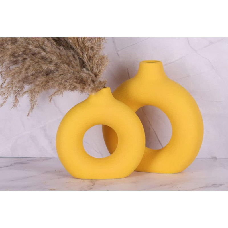 Criselle Ceramic Table Vase, 15cm H x 20cm W x 4cm D, Yellow