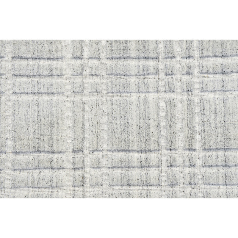 Plaid Area Rug in Silver/Beige, Rectangle 8' x 10'