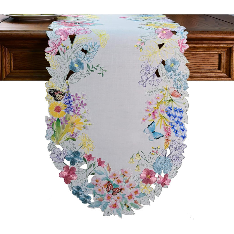 Chemin de table floral printanier