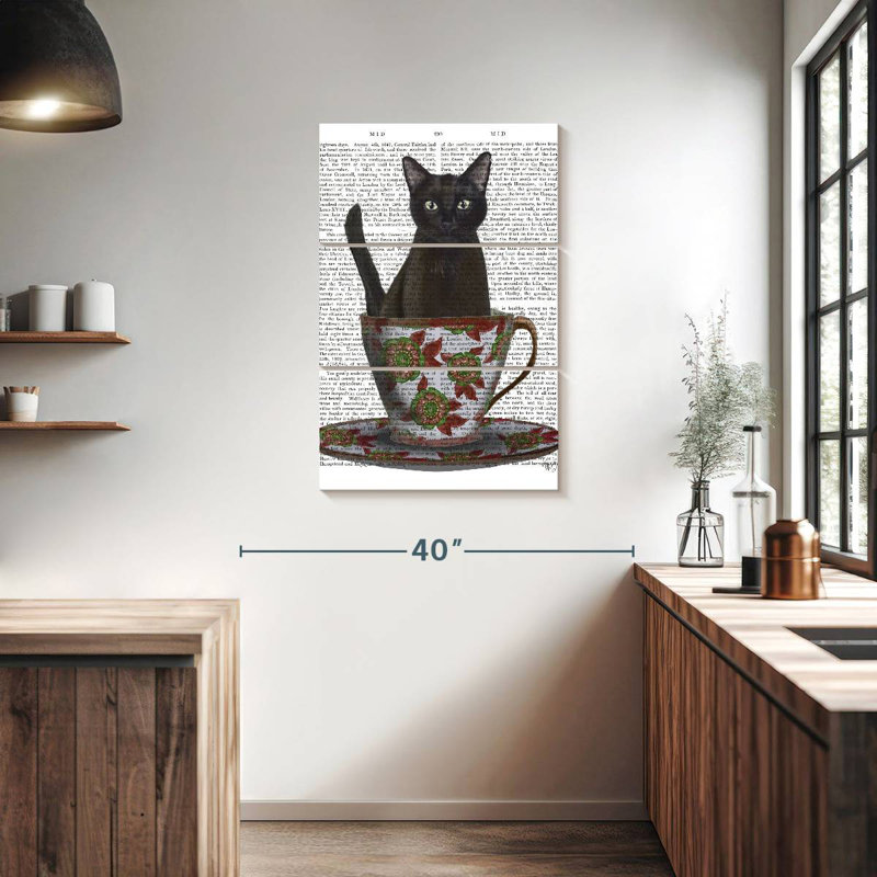 Chat noir Ketti dans une tasse de thé I, H 38 po x l 24 po