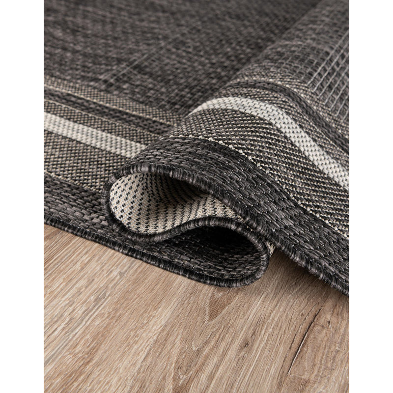 Tapis intérieur / extérieur Sevinc, Black, Runner 2'7" x 10'