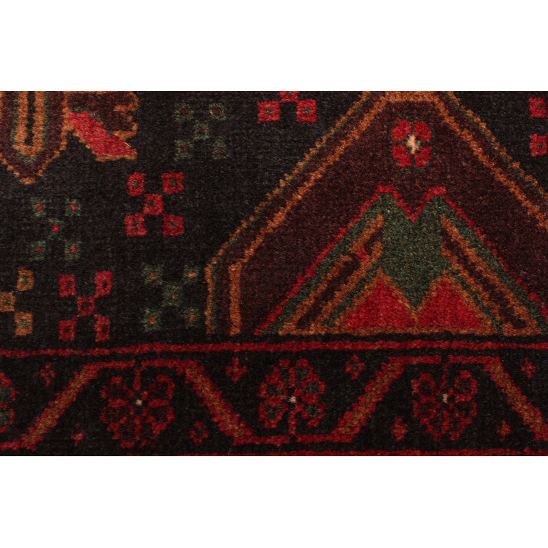 Tapis noir Teimani 3 pi 6 po x 6 pi 6 po