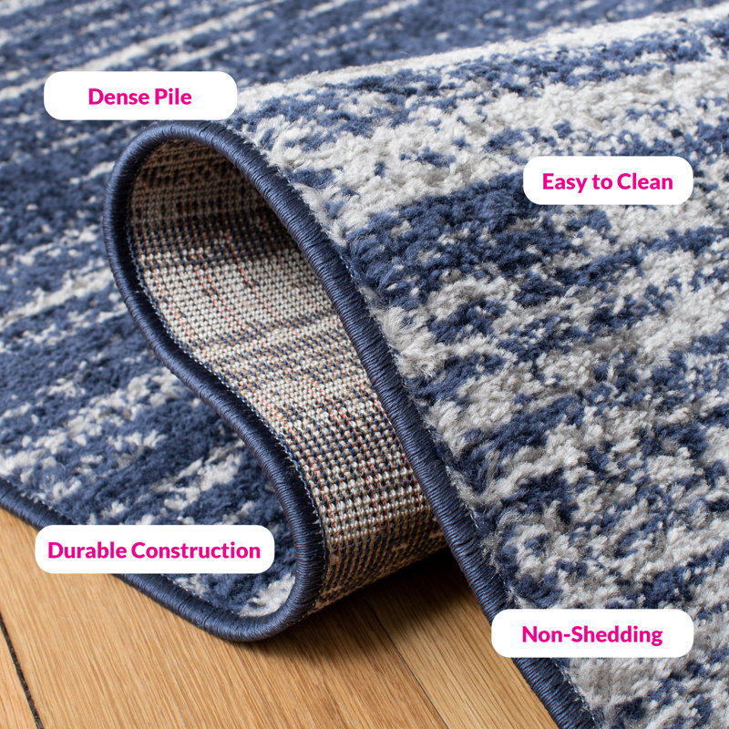 Tapis bleu marine / gris Ayoki, Rectangle 5 pi 5 po x 7 pi 7 po