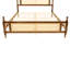 Lit chic avec tête de lit et pin, ton noyer, repose-pieds robustes, bois de pin, couleur