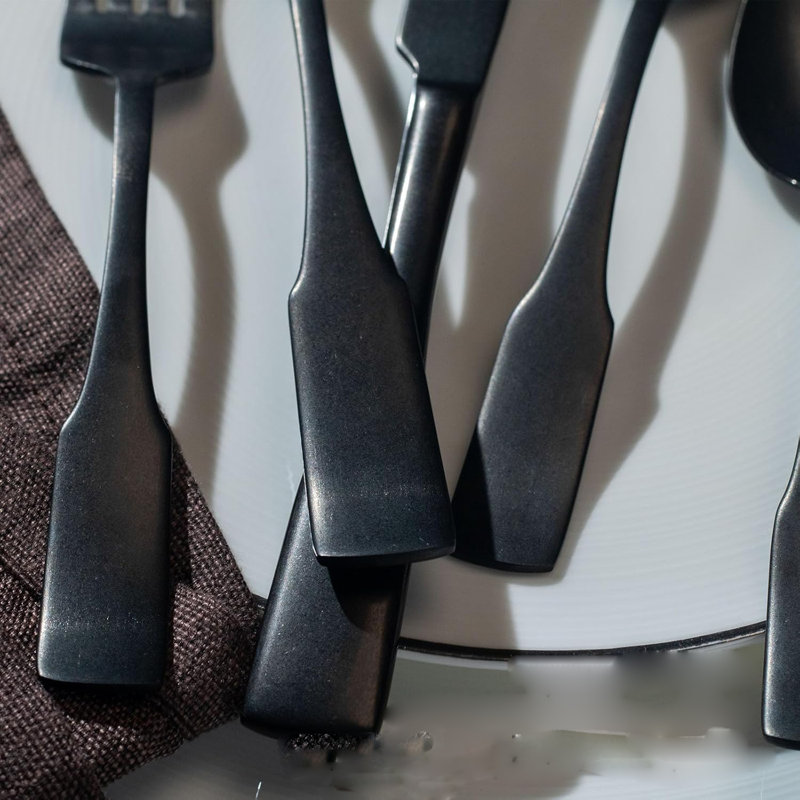 Grinding 20 Piece Tableware Set, Black