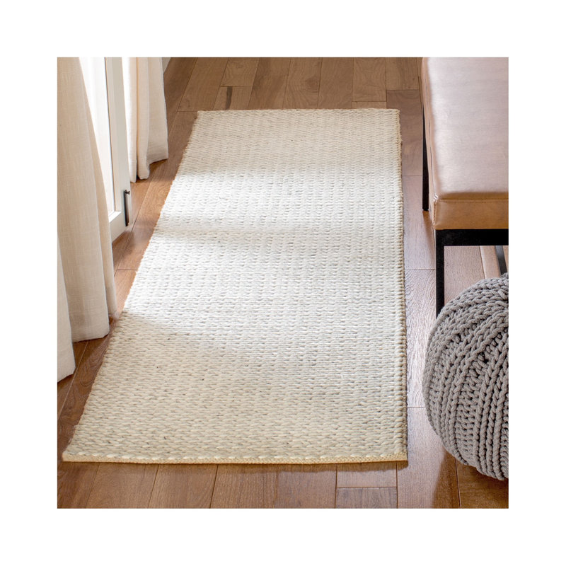 Hand-Tufted Ivory/Silver Area Rug, Rectangle 2'3" x 4'