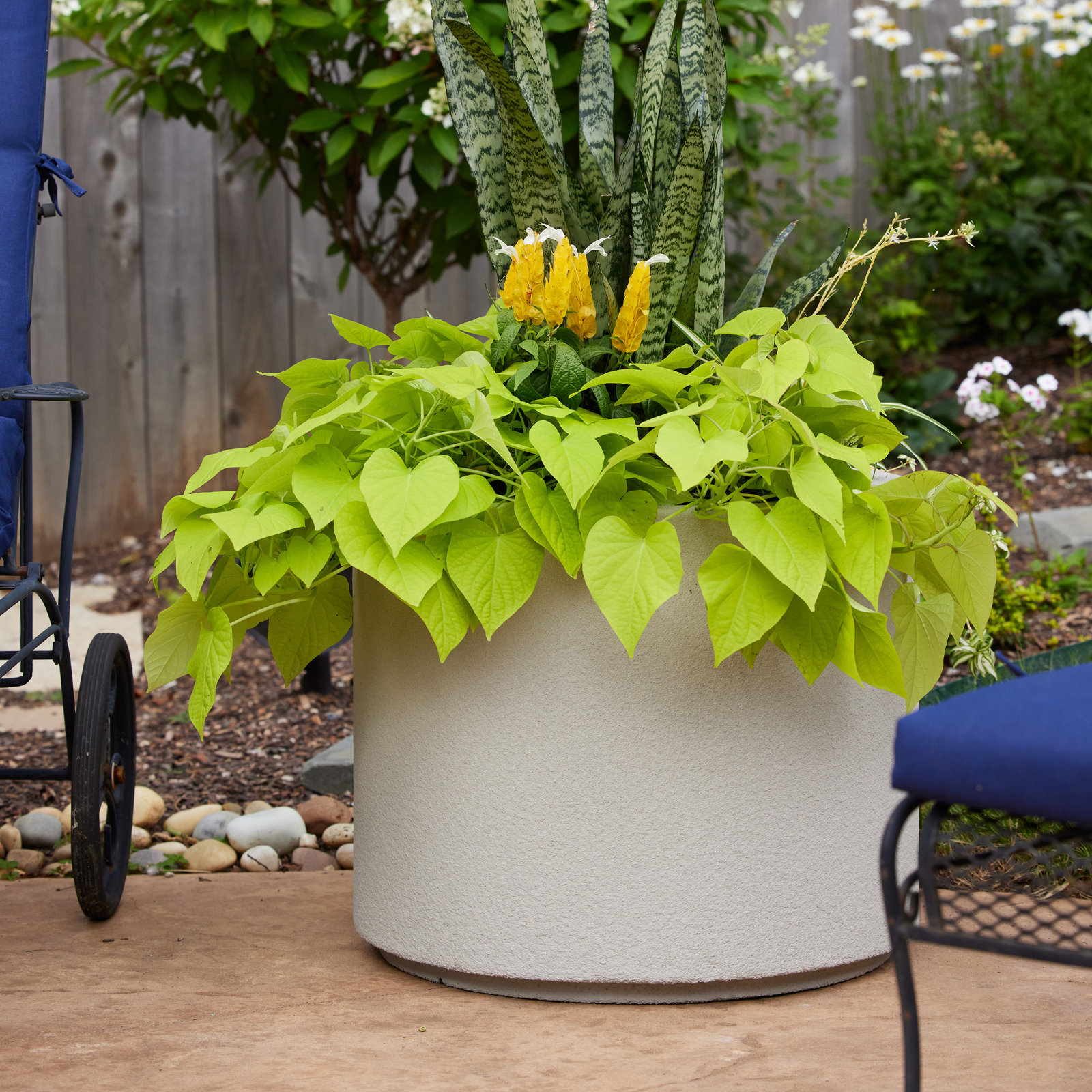 Gita 23" Pot Planter, Concrete Gray