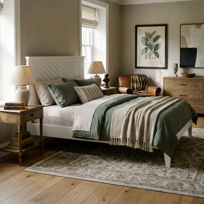 Palmdale Solid Wood Platform Bed