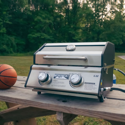 Barbecue portatif au propane liquide à 2 brûleurs de 15 000 BTU de Monument Grills (avec adaptateur de réservoir de 1 lb)