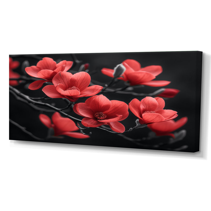 «Magnolias Photo II» - art mural rouge, Toile tendue, H 28 po x l 60 po