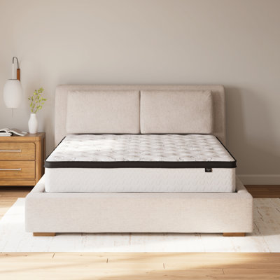 Chime 12" Ultra Plush Hybrid Mattress by Signature Design by Ashley