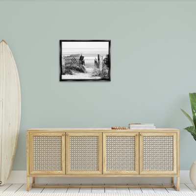 "Fence Beach Path Floater Frame" par Graffitee Studios sur toile