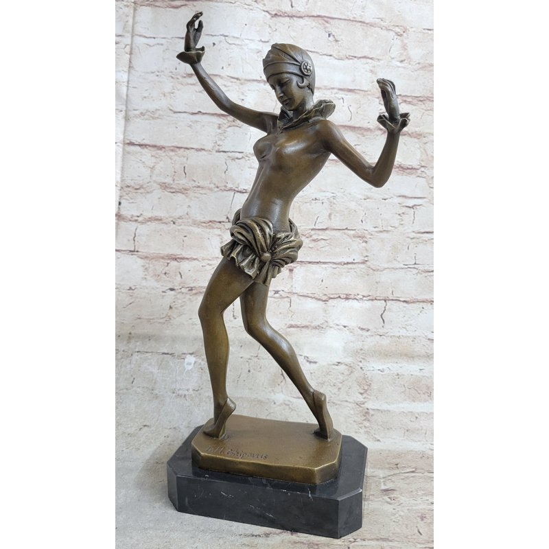 Figurine sculptée à la main en bronze