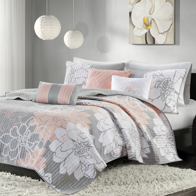 Lola Floral Reversible Cotton 6-Piece Full/Queen Quilt Set, Full/Queen Coverlet+2 Standard Sham+3 Throw Pillow, Grey/Peach