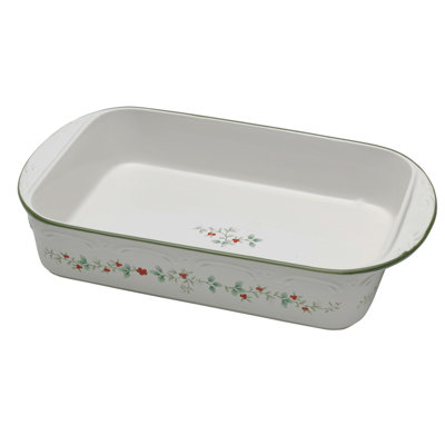 Pfaltzgraff Winterberry 13 in. Rectangular Baker