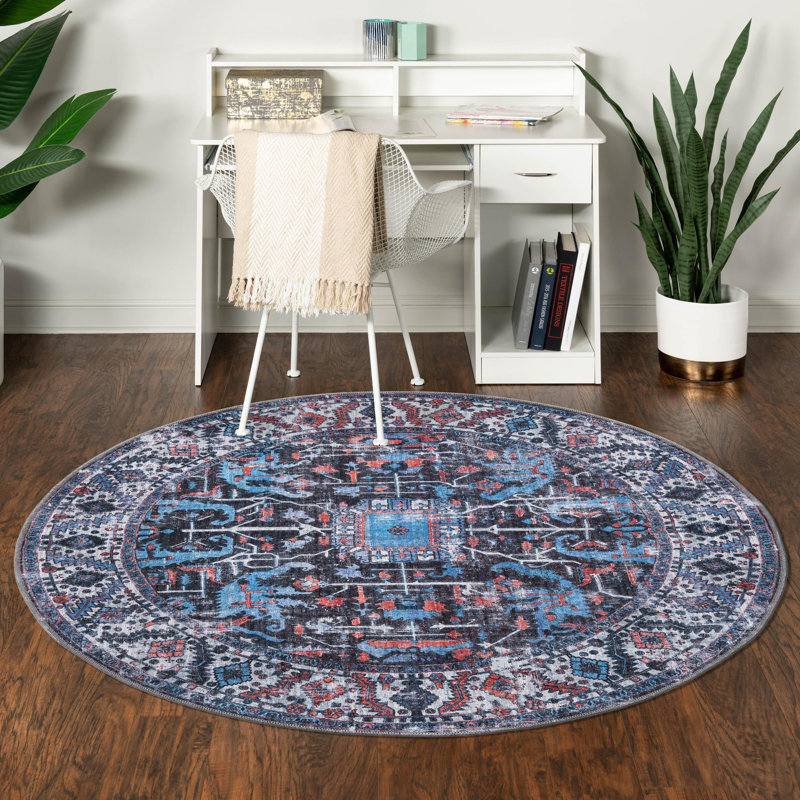 Guynn Chenille Oriental Indoor Rug, Round 5'3"