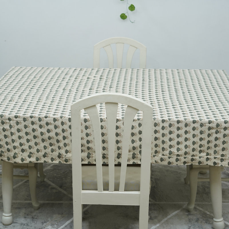 Red Barrel Studio® Luxury Prints: housse de table décorative en coton réutilisable pour la salle à manger et les événements, Kohinoor (10 places)