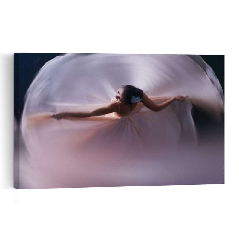 Impression sur toile Ethereal Water Dance Classic Dreamy Elegant, H 12 po x l 18 po