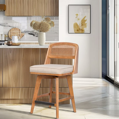 Tabouret de comptoir rotatif tissé à dossier en rotin