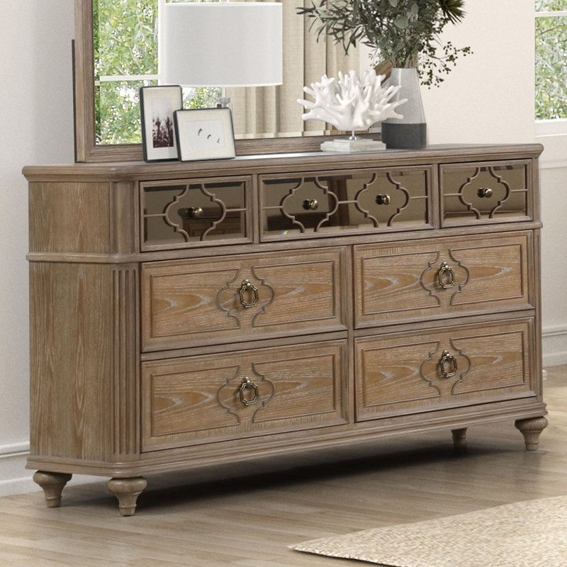 Commode 7 tiroirs Cashawn