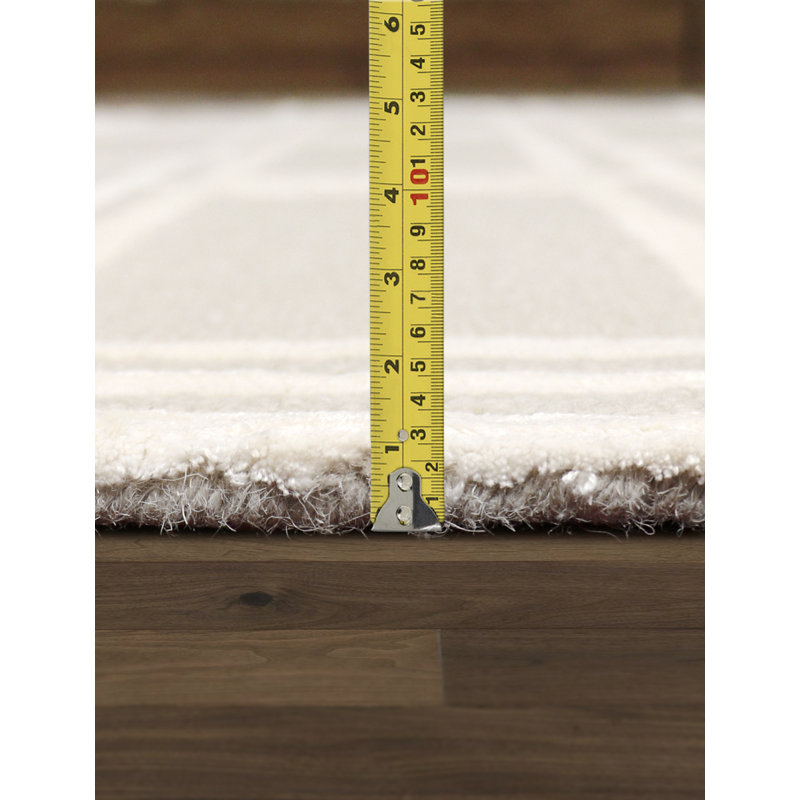 Elegant Silver 15"x25" Hand-Tufted Wool & Viscose Silk Rug
