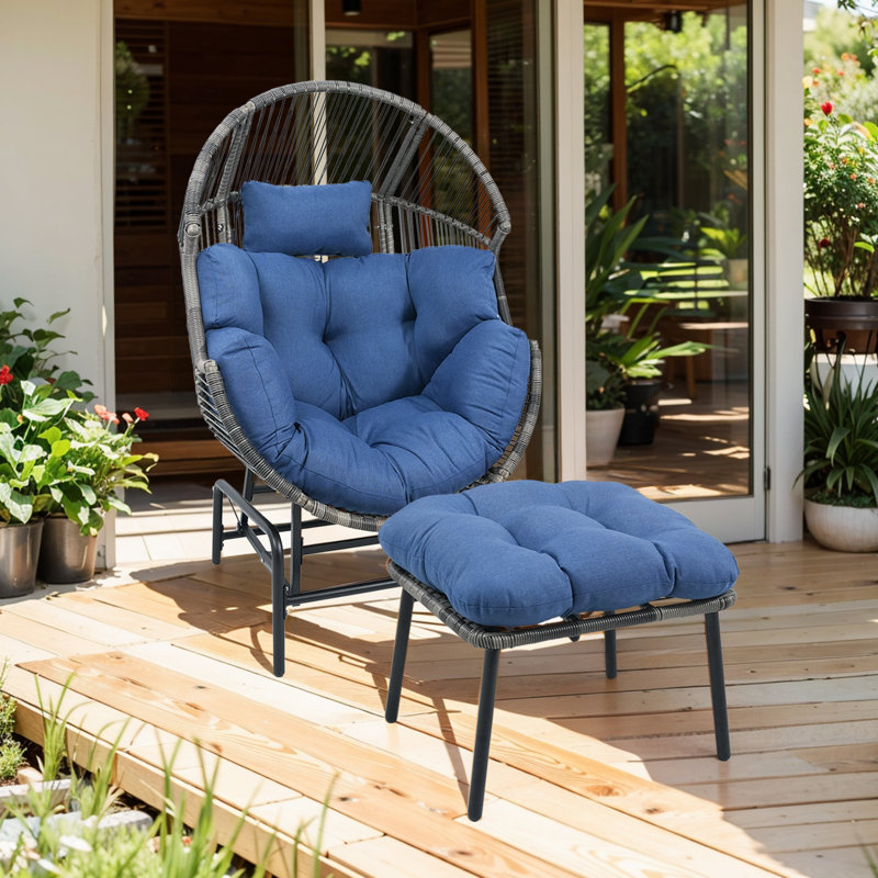 Fauteuil pivotant avec coussin et repose-pieds Swing, Noir, noir, noir, noir, Île Seymour Nord, Galapagos
