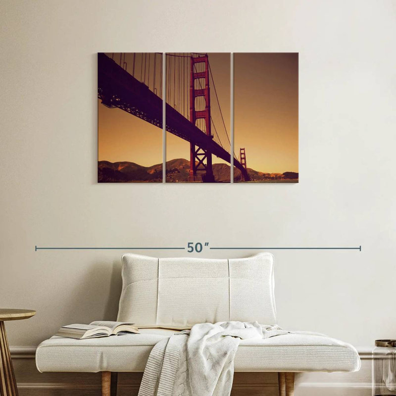 Lilie au coucher du soleil à Golden Gate, H 24 po x l 38 po