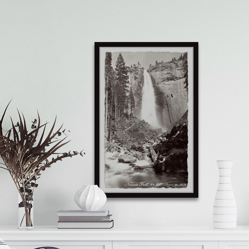 Nevada Fall at Yosemite - Reproduction de photo sur papier encadrée, H 36 po x l 24 po x P 1,5 po