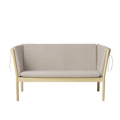 J148 Loveseat