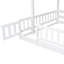 Lit simple superposé au dessus d'un lit double avec glissade, escalier de rangement, lit superposé en bois de pin massif avec garde-corps-344731773