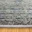 Tapis floral en viscose / acrylique gris foncé Florance Modica-92542945