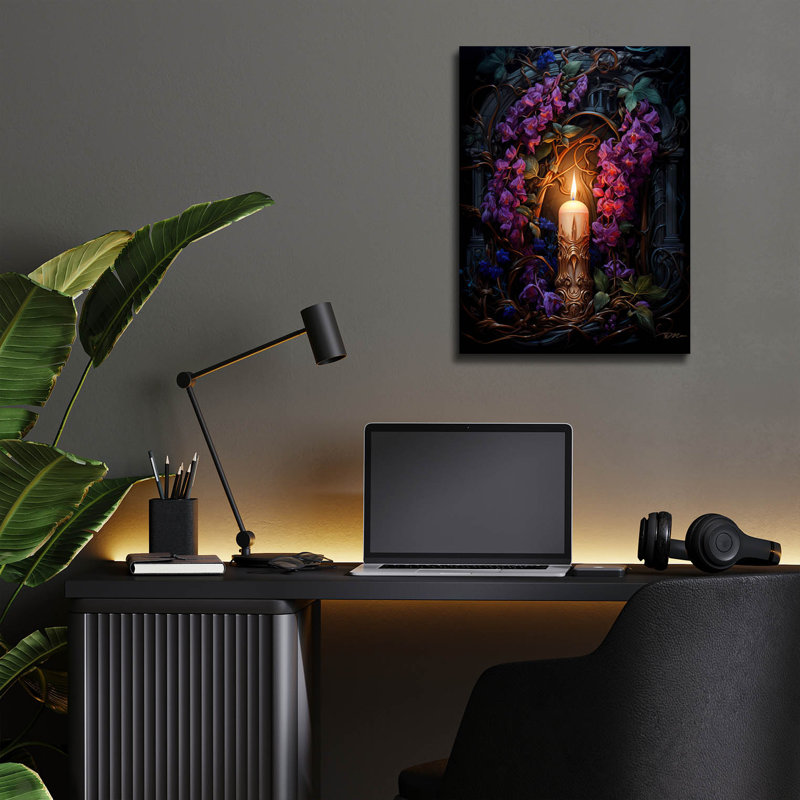 Art mural en verre «Candle with Purple Flowers» par Momart, H 16 po x l 12 po x P 0,13 po