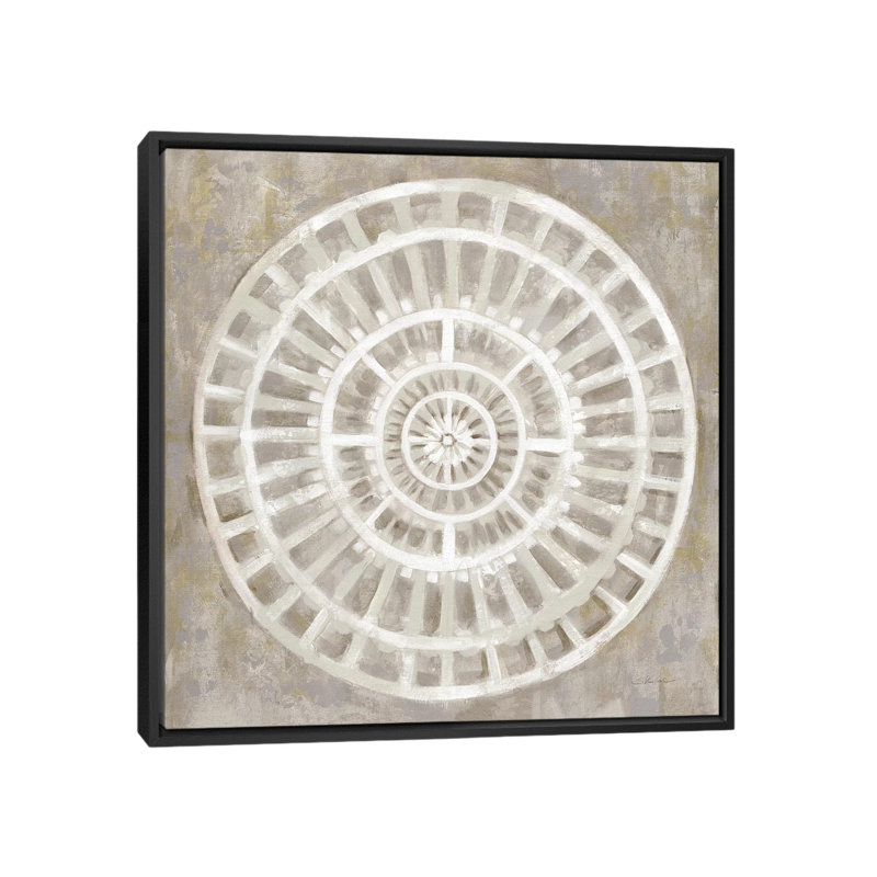 Lumière neutre médaillon texturé par Silvia Vassileva - impression, Toile avec cadre noir, H 26 po x l 26 po x P 1,5 po