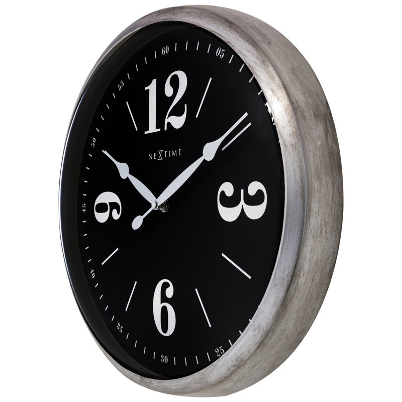 Horloge murale en métal , Noir