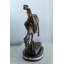 Sculpture Nifao en bronze hors-la-loi d'inspiration Remington - sculpture de cowboy de l'Ouest avec base en marbre, taille: L 15 po x l 8 po x H 25 po