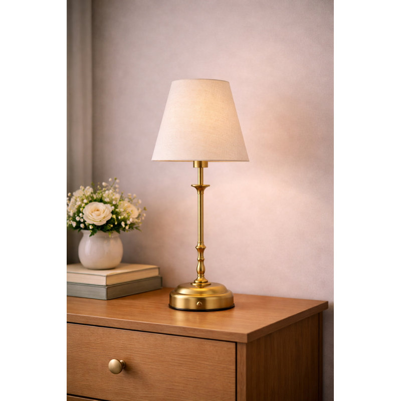 Arragon Metal Lamp