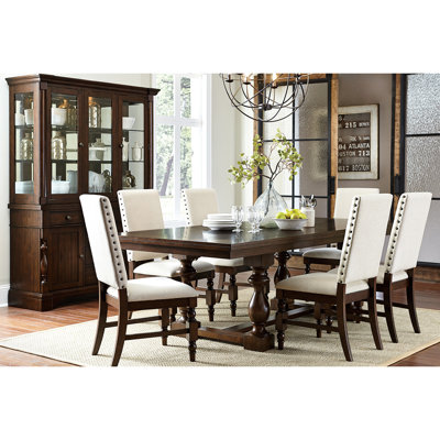 Table à manger moderne 7 pièces: table extensible en chêne foncé et 6 chaises d'appoint rembourrées de couleur crème pour meubles de chambre avec chaises, finition bois